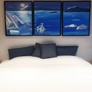Schlafzimmer mit Doppelbett im Souterrain
